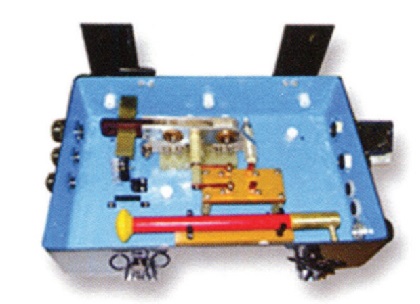 Ground switch box
